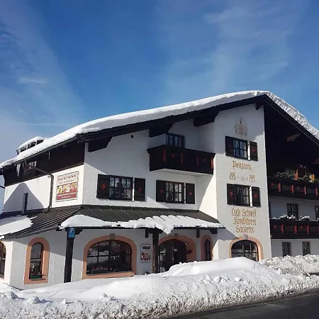Zum Schmidbaecker Guest house *